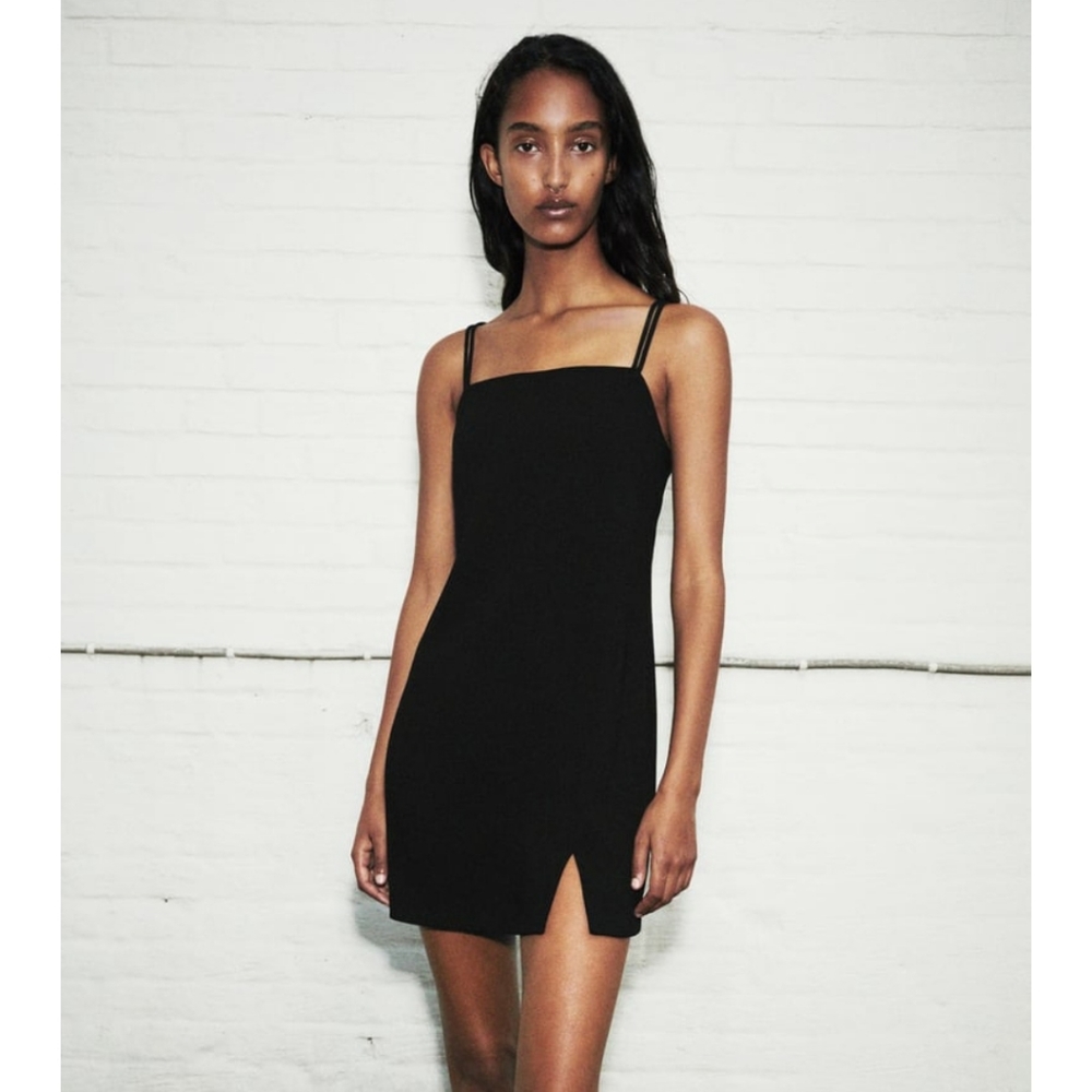 ZARA MINI DRESS WITH SLIT 🔥 - Picture 1 of 8
